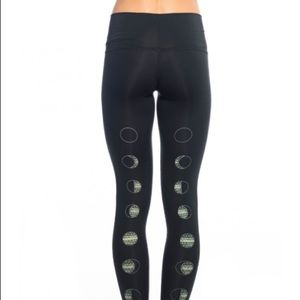 Teeki moon phase leggings size S